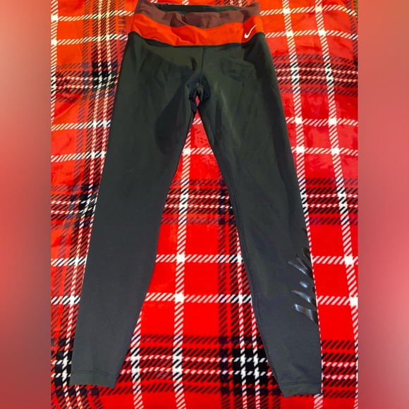 Nike dri-fit leggings - Picture 1 of 4